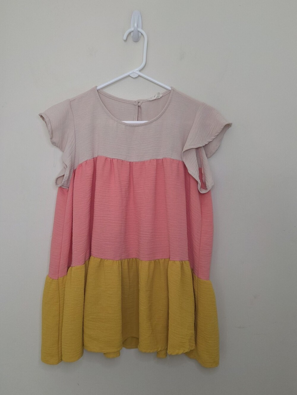 Women's 143 Story By Line Up Ruffled Colorblock Top Sz Small - Picture 8 of 8